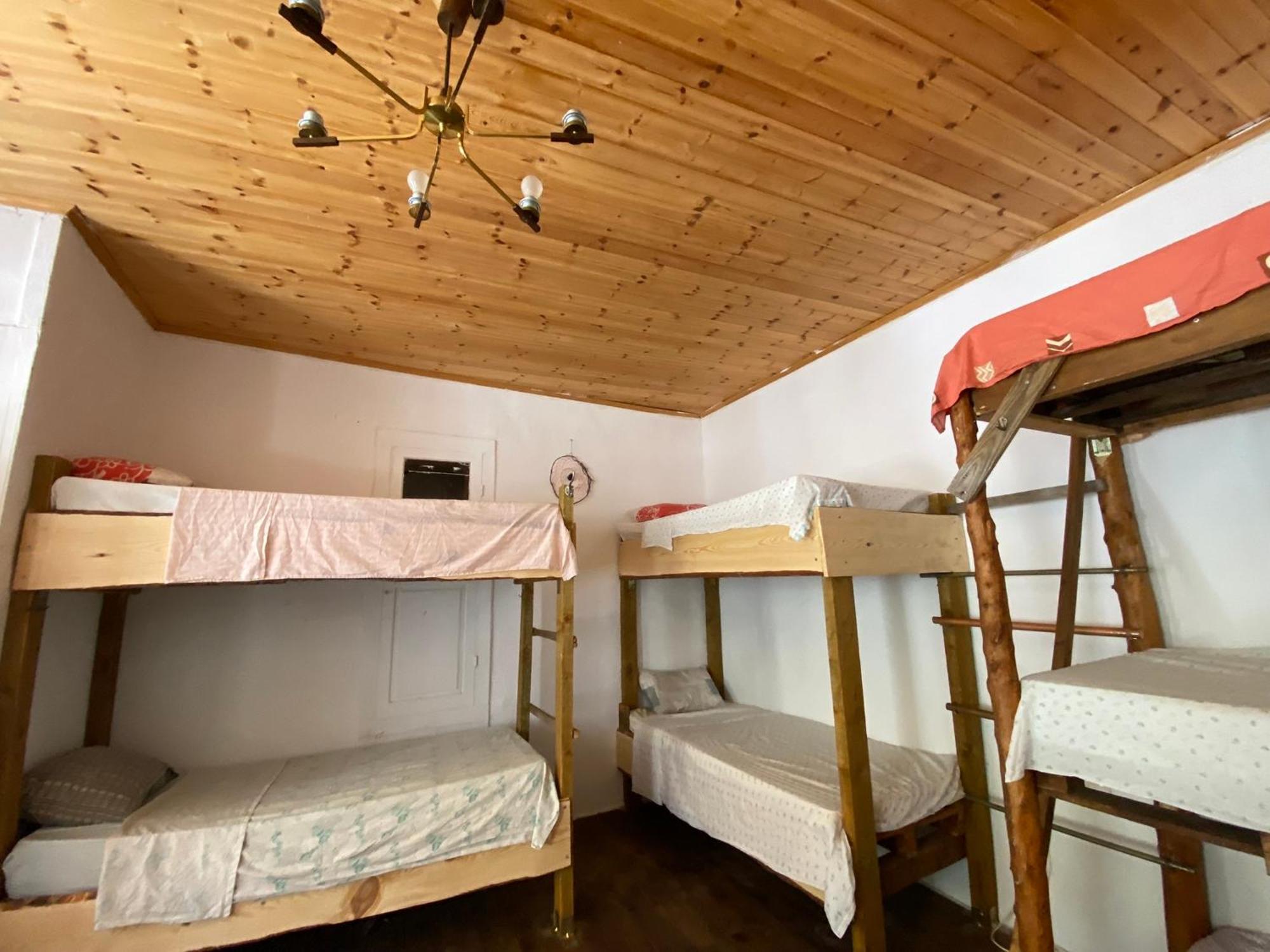 Shotgun Hostel & Guesthouse Vuno Exteriér fotografie